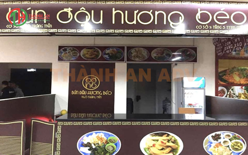 Bảng hiệu của quán bún đậu Hương Béo