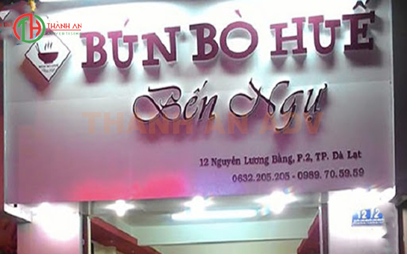 Mẫu biển hiệu quảng cáo bún bò huế Bến Ngự
