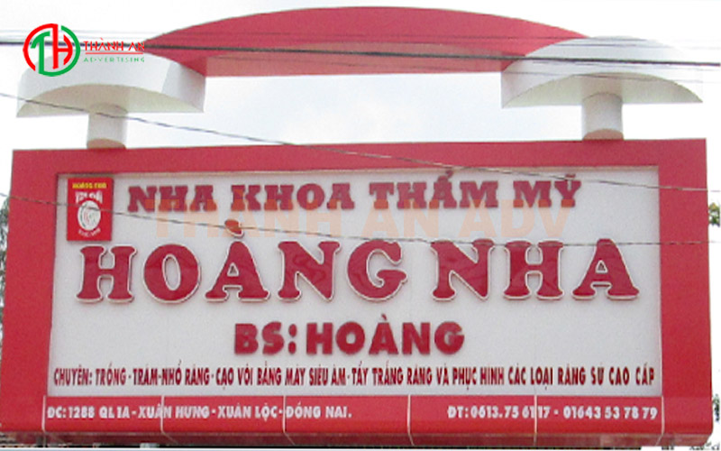 Bảng hiệu nha khoa thẩm mỹ Hoàng Nha