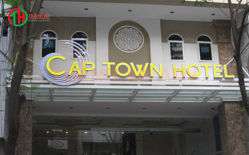 Bảng hiệu khách sạn CAP TOWN Hotel 