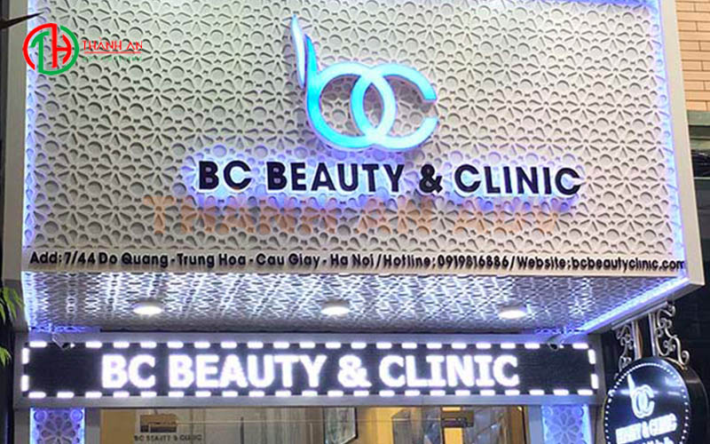 Mẫu biển quảng cáo cao cấp sang trọng của BC Beauty